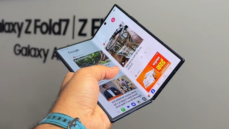Apple's Foldable iPhone to Feature a Hinge That Costs Less Than Previously Expected, Analyst Says
