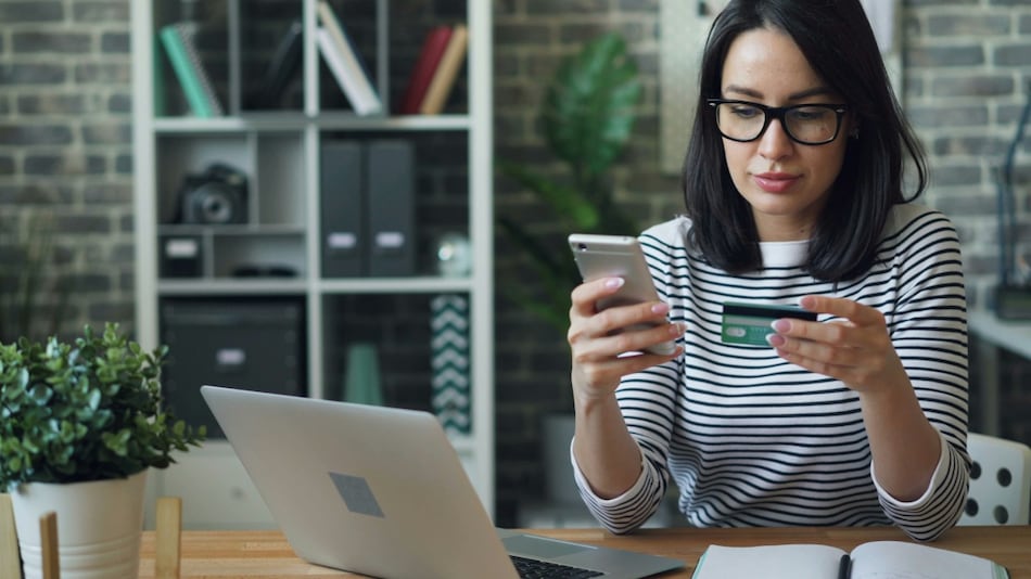 How to Block Axis Bank Credit Card Using Different Methods Online: A Step-by-Step Guide