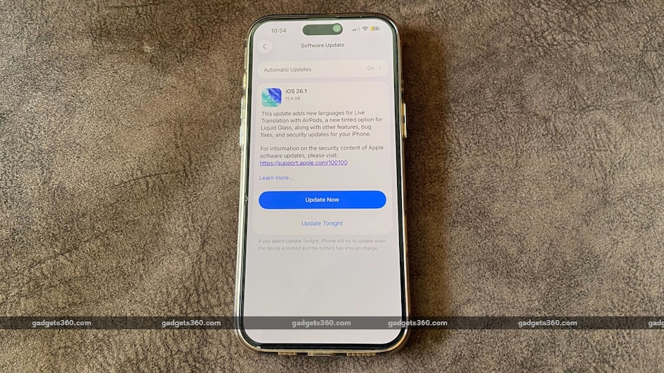 iOS 26.2 Beta 1 Reportedly Includes References to 'Apple Creator Studio'