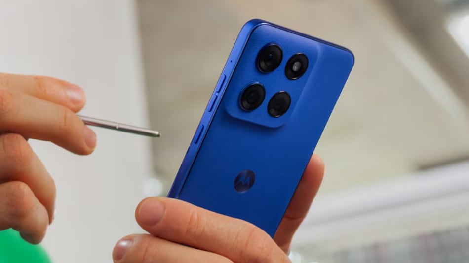 Moto G Stylus (2026) Design Spotted in Leaked Renders Alongside Moto Tag 2; Motorola Edge 70 Ultra Tipped to Offer Stylus Support