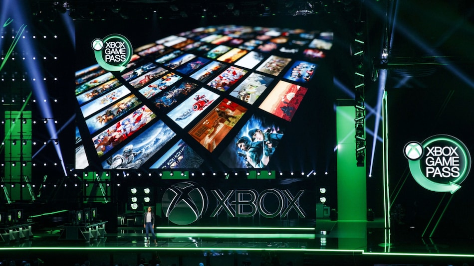 Next-Gen Xbox Will Reportedly Run Windows With a TV-Optimised Interface on Top, Support Steam